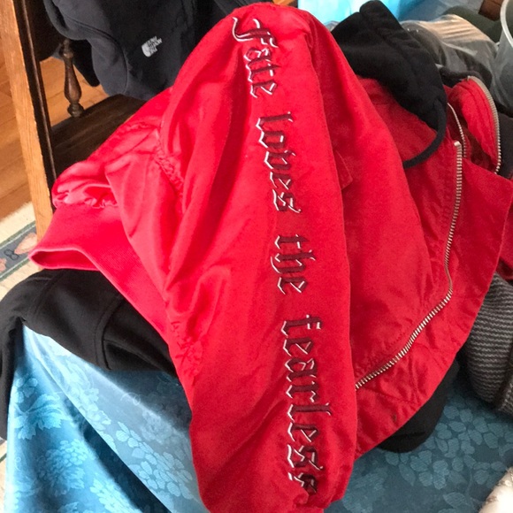 Only True Streetwear short bomber jacket XS-M - Picture 6 of 8